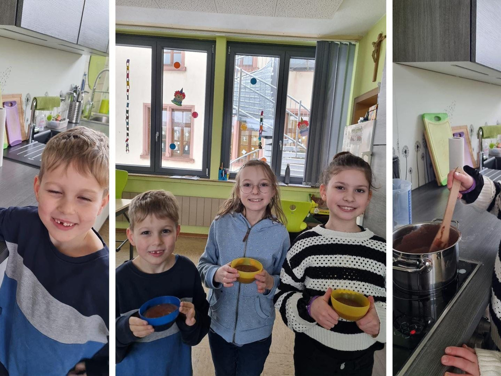 Drei Kinder stehen in einer Küche, ein Junge rührt Kakao, zwei Mädchen halten Tassen.